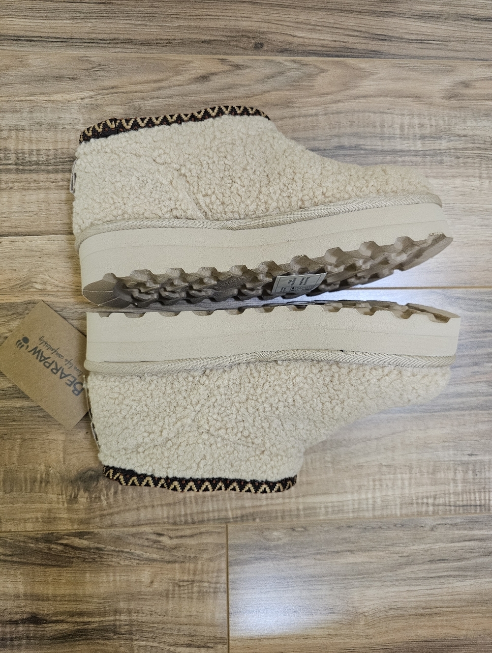 NEW BEARPAW SNUGGLE DAPHNE DECO - Picture 7 of 10